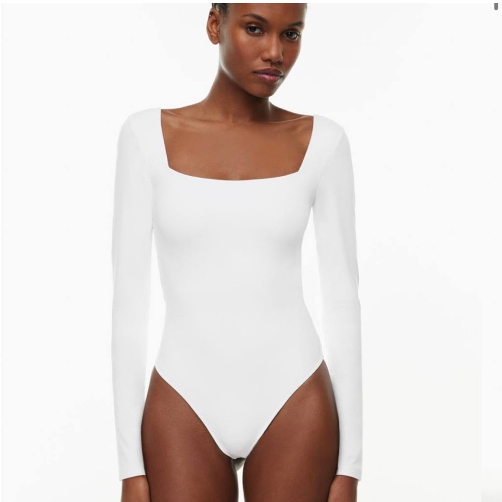 ARITZIA Babaton Contour Bodysuit in White